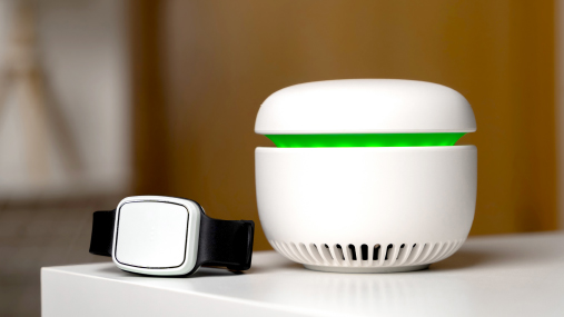Notrufgerät Casa PLUS und Handsender