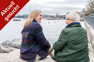 Ein Tandem von Pontesano sitzen am Züriseeufer und führen ein Gespräch