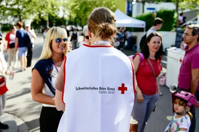 Freiwillige im Einsatz für das Rote Kreuz