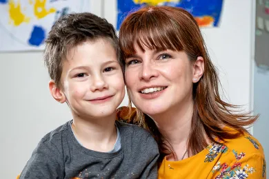 Wir bieten professionelle Kinderbetreuung bei Ihnen zu Hause, wenn Sie einen Engpass haben.