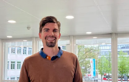 Ein Freiwilliger im Bildungszentrum des SRK Kanton Zürich in Winterthur 